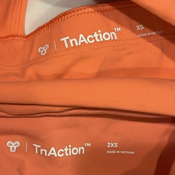 🍊aritzia tna workout set🍊 - Picture 5 of 5
